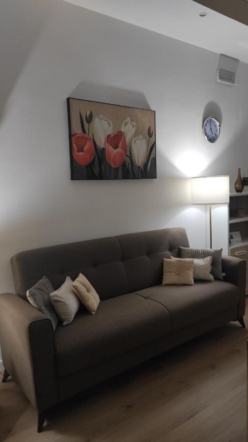 Marina Apartments Катандзаро Екстериор снимка