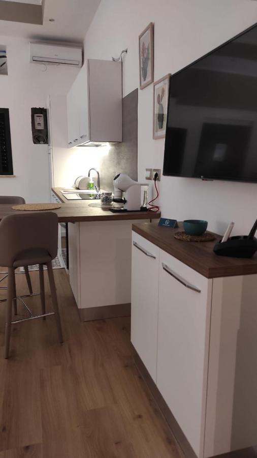 Marina Apartments Катандзаро Екстериор снимка