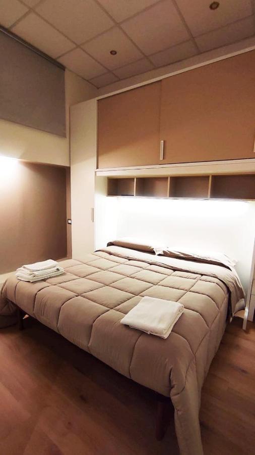 Marina Apartments Катандзаро Стая снимка